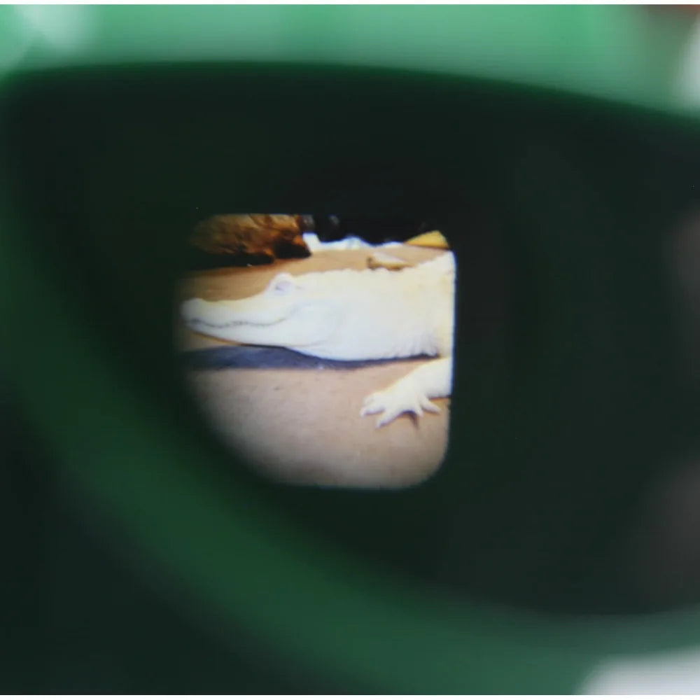 Kids 3D Viewer Educational Toy – Mini Theatre 3D Viewing Machine