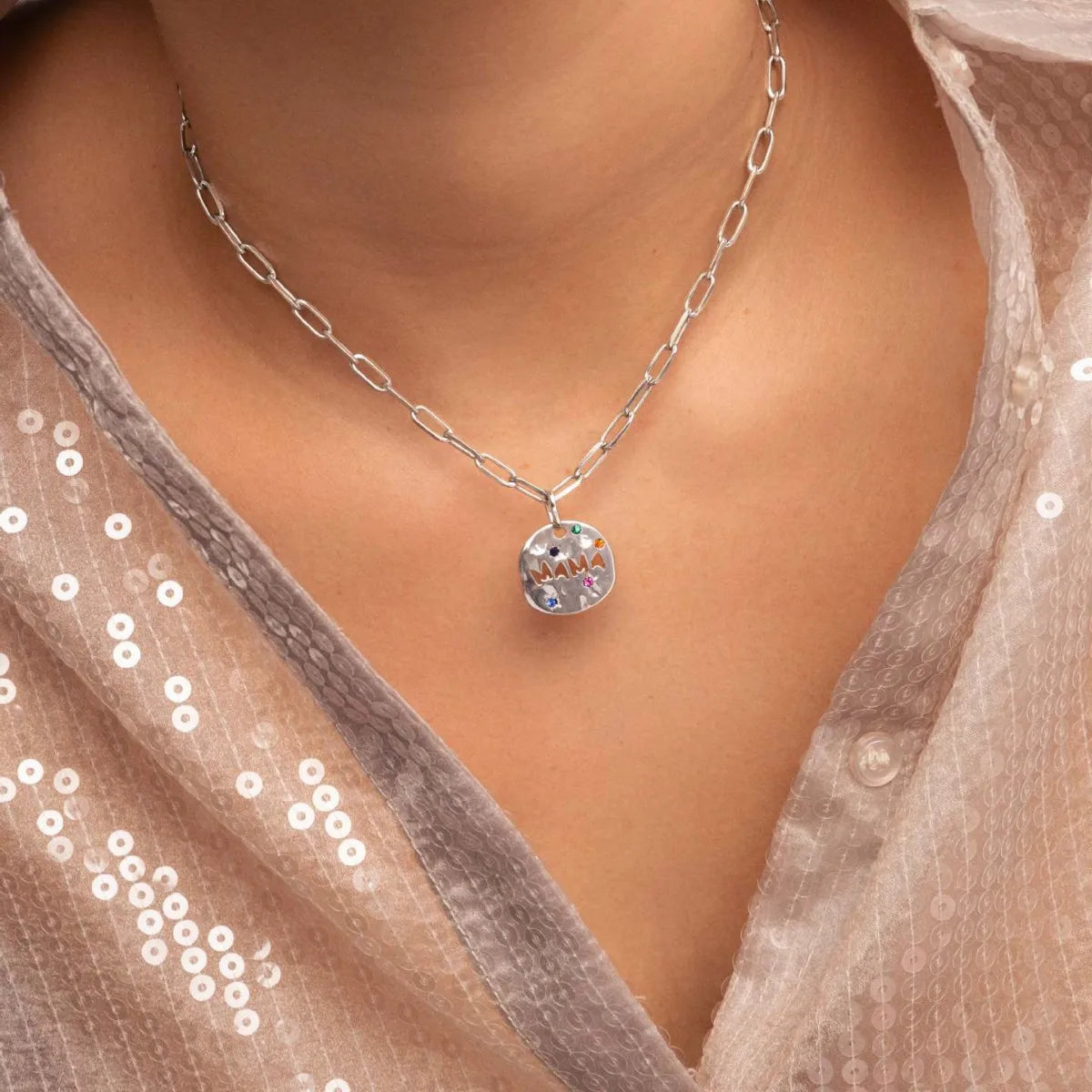 Mother’s Day Gift MAMA Necklace – Stainless Steel Irregular Circle Pendant for Mom
