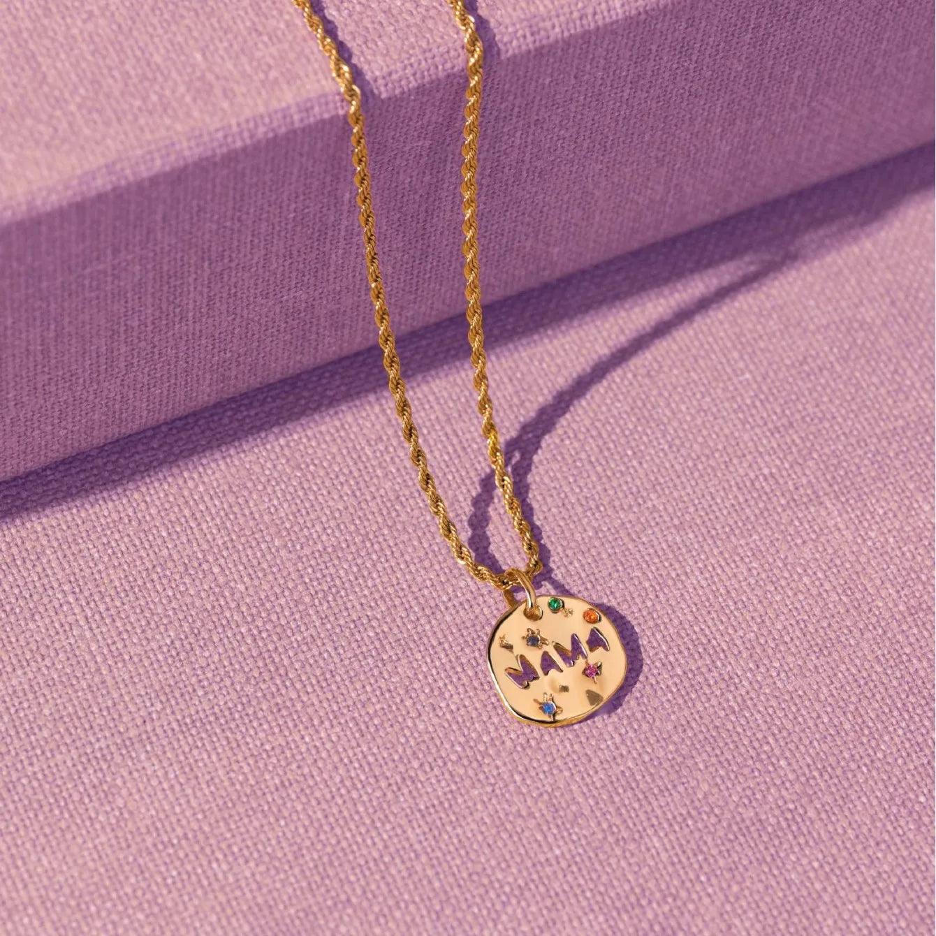 Mother’s Day Gift MAMA Necklace – Stainless Steel Irregular Circle Pendant for Mom