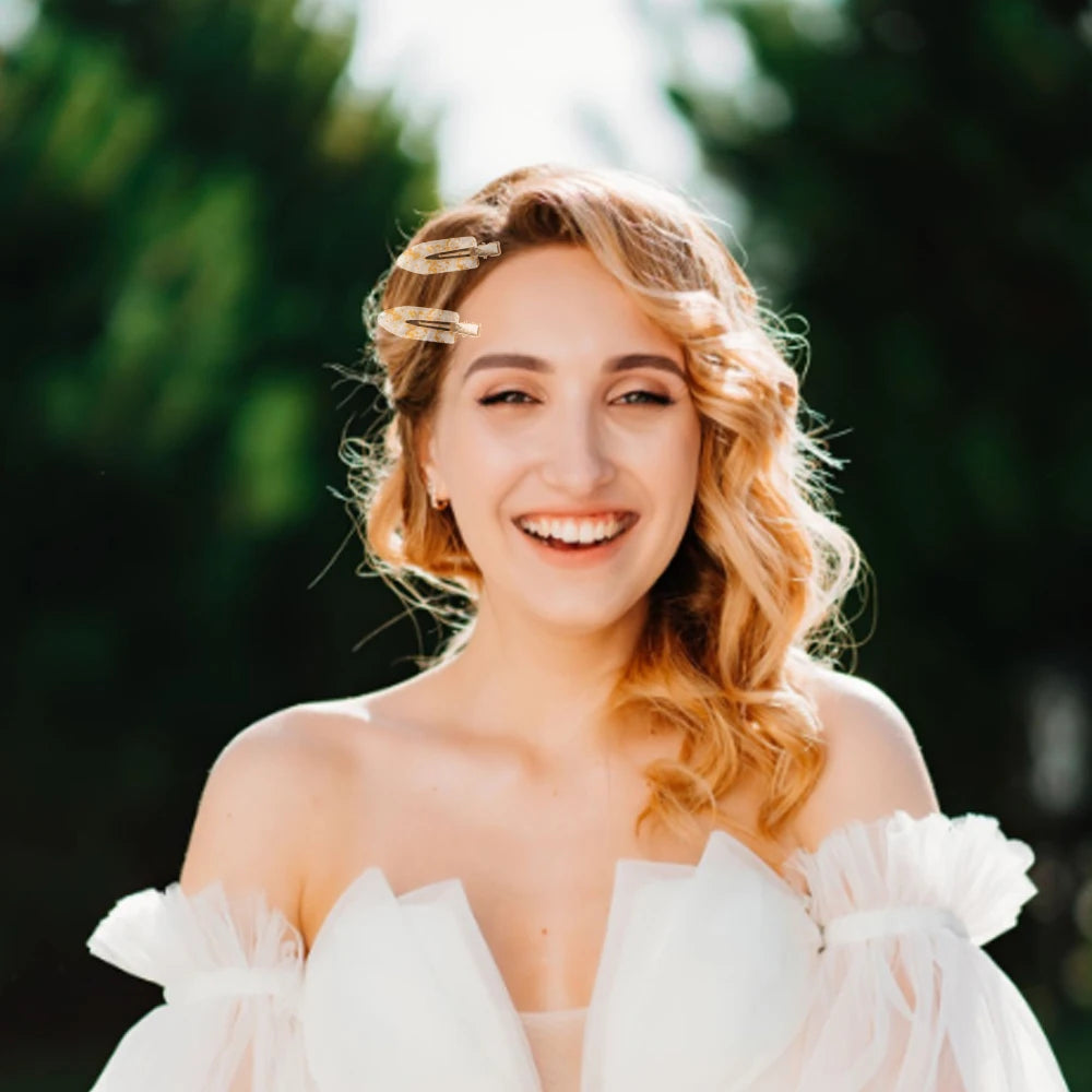 Bridesmaid Gifts Set for Weddings - Heart Sunglasses & Accessories 6pc set